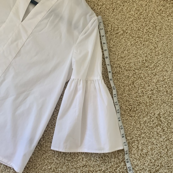 Worthington high collar v neck flare bell sleeve white women’s top SZ M - Picture 11 of 11